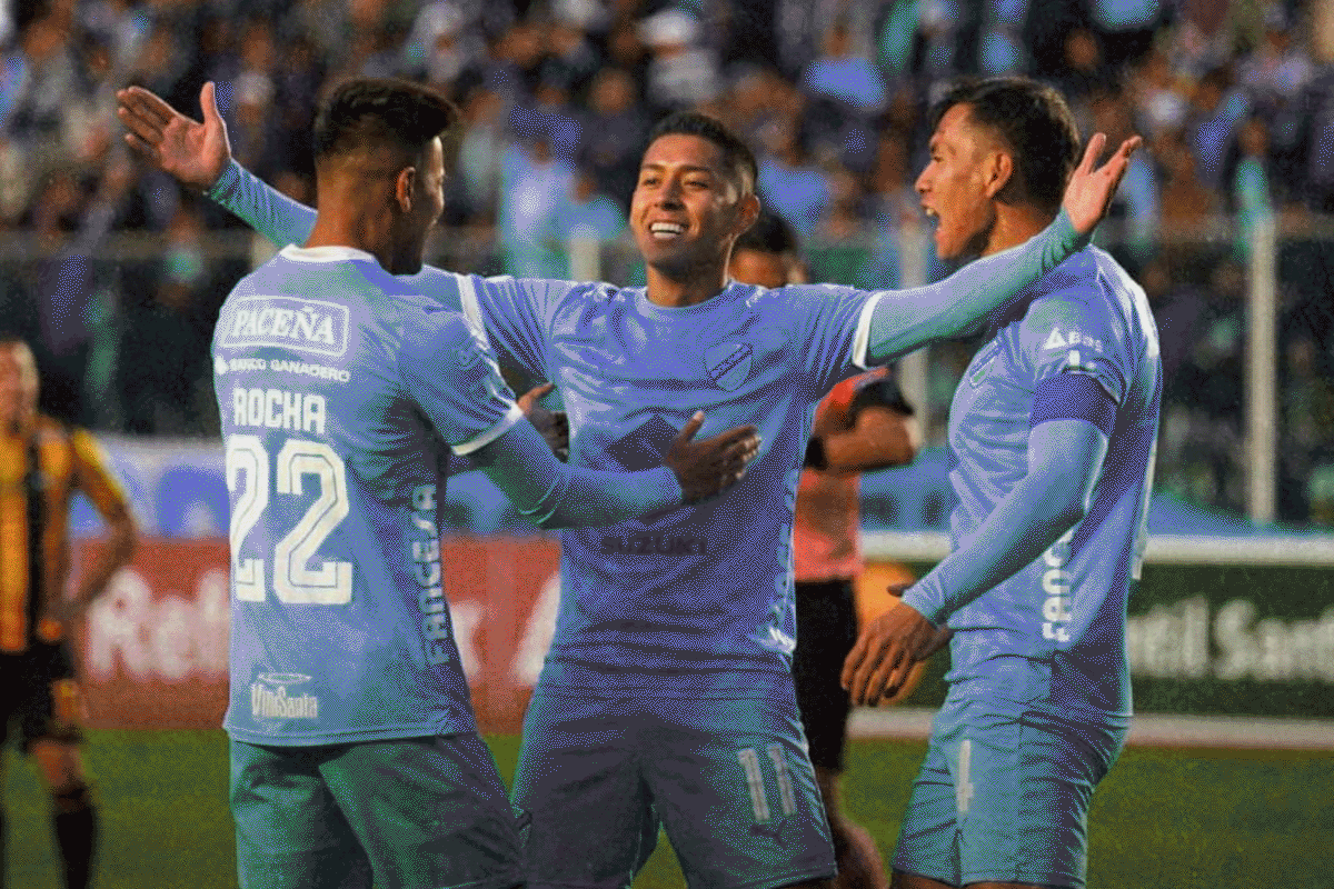 Bolívar aplastó 4-1 a The Strongest