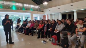 EL DIÁLOGO ENTRE EL GOBIERNO Y EL MAGISTERIO NACIONAL CONTINÚA EN COCHABAMBA