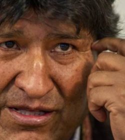 Operativos antidrogas preocupa entorno de Evo Morales y este denuncia intento de arresto